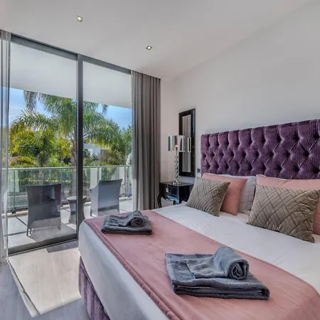 וילה 4 Bedroom Villa Private Heated Pool *