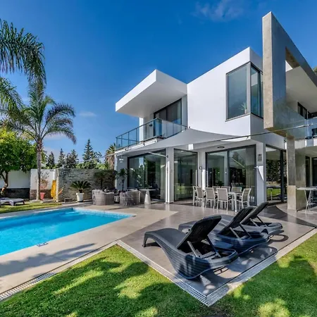 וילה 4 Bedroom Villa Private Heated Pool אלבופיירה
